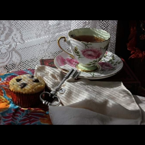 Vintage 'Key to My Heart' Brooch Pin - Picture 4 of 5